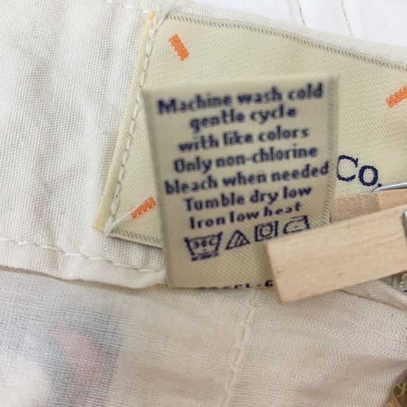 G.H. Bass & Co.  floral lined skirt EUC 12 - Picture 5 of 8